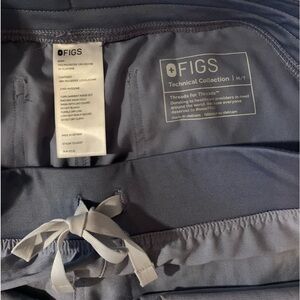 FIGS scrubs, women’s size M straight leg